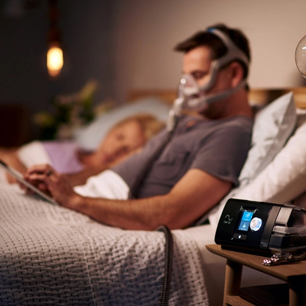 AirSense™ 10 AutoSet™ CPAP Machine With HumidAir & ClimateLineAir Heated Tubing